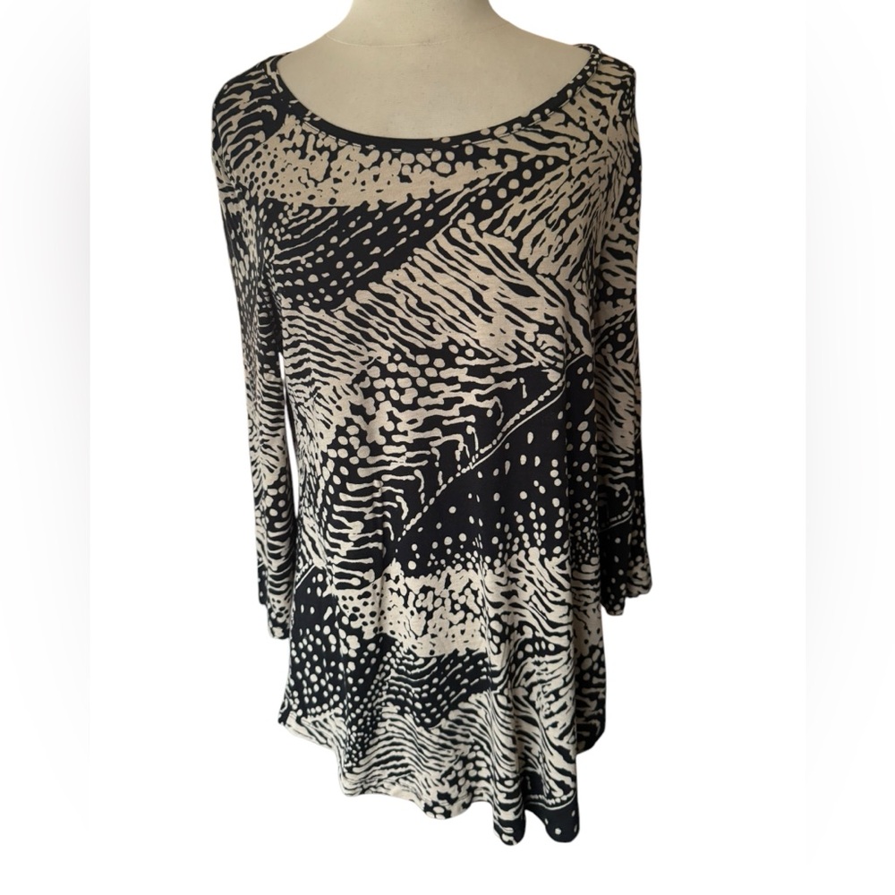 NWOT JM Collection 3/4 Sleeve Top